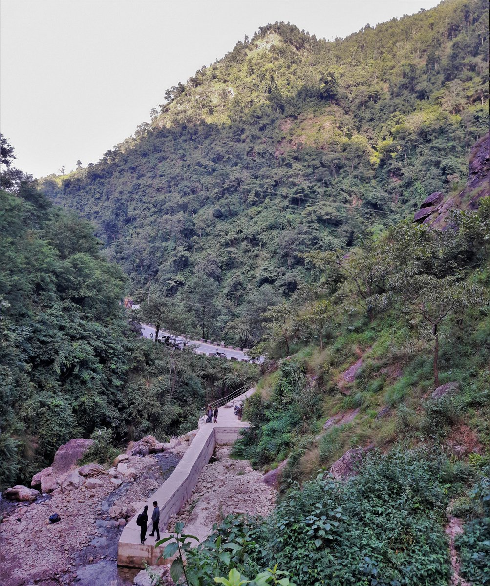 NatureLoversT_T's tweet photo. Chasing Waterfalls; Aina Waterfall, Anbu Khaireni, next to the Prithvi highway. β€οΈππ³π΅
#waterfall #highway #Nepal #naturelovers #travel #roadtrip #tour #hiking #anbukhaireni #tanahu #tanahun #prithvihighway #chasingwaterfall #waterfallchasing #wanderlust #wilderness https://t.co/wiYCAuKX1M