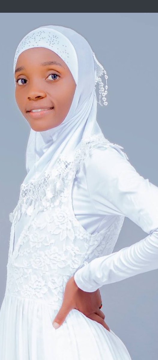 Mufandish's tweet photo. @FettyDensa Maa Shaa Allah Mrembo we Dada https://t.co/QgNURHxcsr