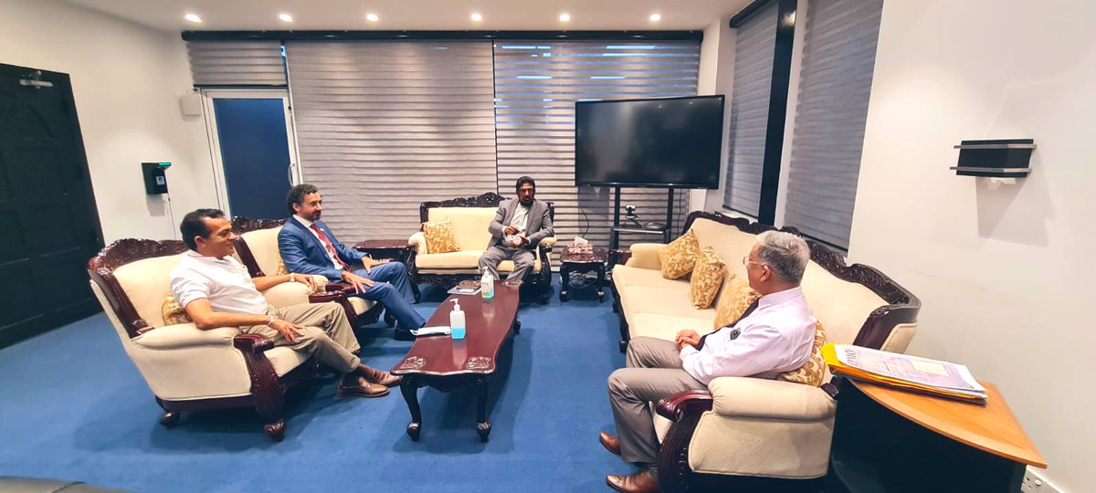 Jagath Abeysinghe π±π° (@presidentslrcs) on Twitter photo With the economic crisis raging on & the Heath Sector being one of the most vulnerable areas, today I met Health Minister <a href="/Keheliya_R/">Keheliya Rambukwella</a> along with AP Regional Dir. of #IFRC <a href="/AJMatheou/">Alexander Matheou</a> to discuss #RedCross support for the crisis. #LKA With the economic crisis raging on & the Heath Sector being one of the most vulnerable areas, today I met Health Minister <a href="/Keheliya_R/">Keheliya Rambukwella</a> along with AP Regional Dir. of #IFRC <a href="/AJMatheou/">Alexander Matheou</a> to discuss #RedCross support for the crisis. #LKA