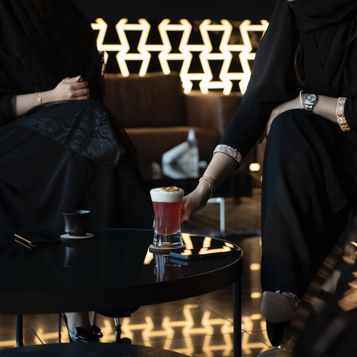 LexusKSA's tweet photo. تكمن أفضل اللحظات في أسعد الأماكن
شارك من تحب وجرب النكهات المميزة في لكزس لاونج
زيارتكم تشريف لنا..
#لكزس_لاونج #LexusFClub #نادي_اليخوت_جدة
#لكزس #لكزس_السعودية
#Lexus #LexusKSA #ExperienceAmazing https://t.co/8WUsQuFFsg