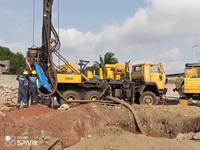 EricMingashanga's tweet photo. #RDC: Forages d'eau à #rotary et au #Marteau #Fond de #Trou tubés à différents diamètres. Pompes électriques et pompes solaires. Qualité et durabilité. C'est #SOFOCO SARL. 
Contact : +243 816008903
info@sofoco.com https://t.co/ihpOU7dlIn