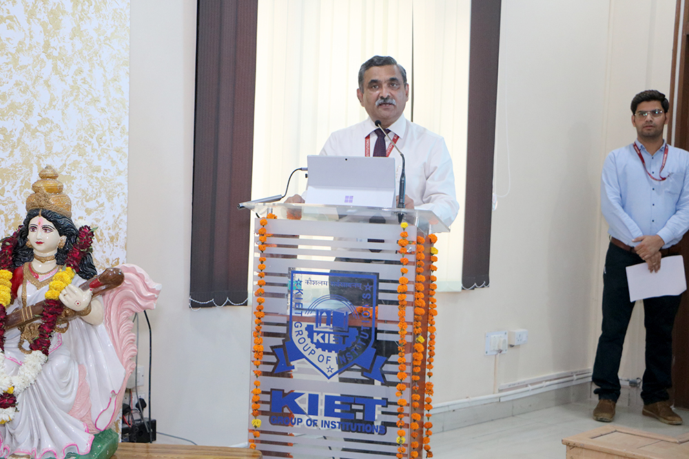 Kiet_edu's tweet photo. An #expert_talk on the topic "An Integrated Approach for #Indigenization, #Structural_Integrity & #Life_Cycle Management of #Defence Platforms - #Opportunities for #Future" was organized on 26th & 27th August 2022.
#KIETGroupofInstitutions #KIETGZB #AKTU #AICTE #MakeInIndia https://t.co/cK1iaTJXHI