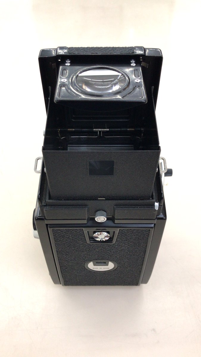 hard_sendaiarai's tweet photo. #MAMIYA #C330 #Professional を買取させていただきました!ありがとうございます(人´∀`*)
状態とても綺麗です!レンズ部分の埃等も見当たらず、空シャッターも切れました。モルトや蛇腹部分も状態良好です。
空スプールだけ欠品しております。
スタッフイチオシです!
#ハードオフ仙台荒井店 https://t.co/51GmOeFMW0