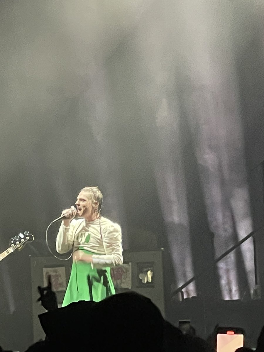 Bullets_RVNGE's tweet photo. And tommorow we’ll do it again! #MCRLA https://t.co/1tkZlzFssr