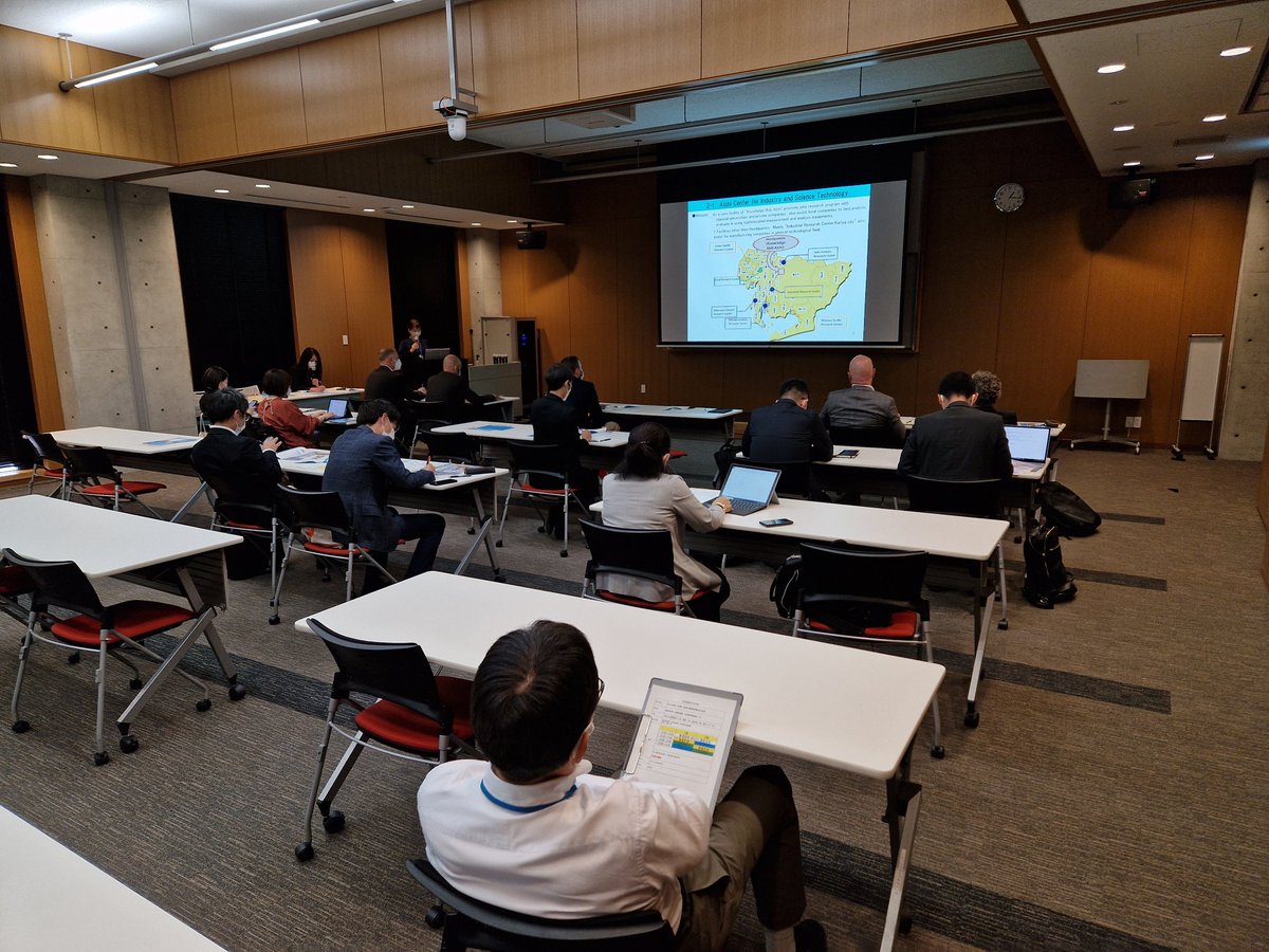pegandara's tweet photo. @iurc_aa @Essener_Wifoe @grenoble @EUinJapan @EU_FPI @iurc_aa_japan Pilot actions w. #startUps envisaged. Follow-up meetings at #AichiKnowledgeHub, meeting full cell #H2energy company Enoah. "I was inspired by Europe's environmental concerns and renewal energy isage as I lived there many years ago" - so GM Suyama. Thanks to @EUinJapan, #EU_FPI. https://t.co/n0eZzqzwmz