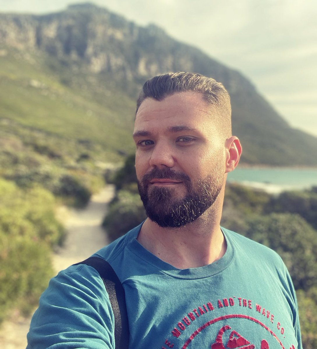 leonmurphyza's tweet photo. Self. Love. Be Real. Authentic Self.
Your Born To Be Real Not Perfect. Accept your imperfections cause that’s what makes you special and stand out from the masses.
#murphymotivation #truewill #ihavethis #goodmood #bereal #selfloveisthebestlove #authenticself #wednesday https://t.co/EpGGJ7tg0e