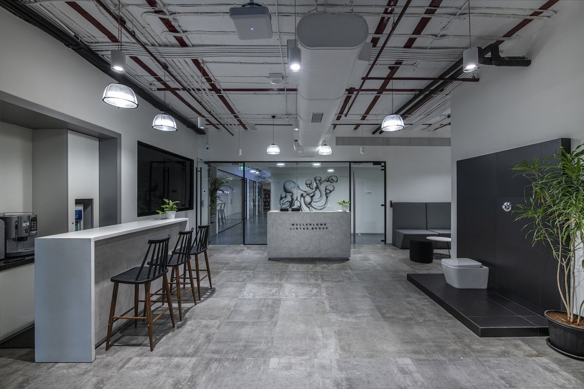 JTCPLDesigns's tweet photo. Given @MLLintasGroup’s respect for creativity, we were quite pleased to be selected from a bunch of illustrious design practices (in a closed competition) for this project.

#JTCPLDesigns_HTSInteriors #OfficeDesigners #officedesign #bespokeinteriors https://t.co/kqslWTDSlG