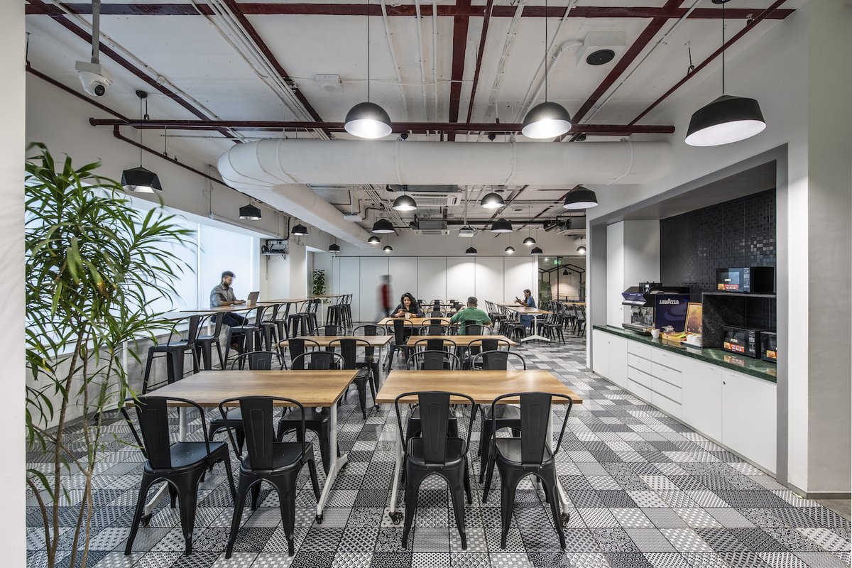JTCPLDesigns's tweet photo. Given @MLLintasGroup’s respect for creativity, we were quite pleased to be selected from a bunch of illustrious design practices (in a closed competition) for this project.

#JTCPLDesigns_HTSInteriors #OfficeDesigners #officedesign #bespokeinteriors https://t.co/kqslWTDSlG