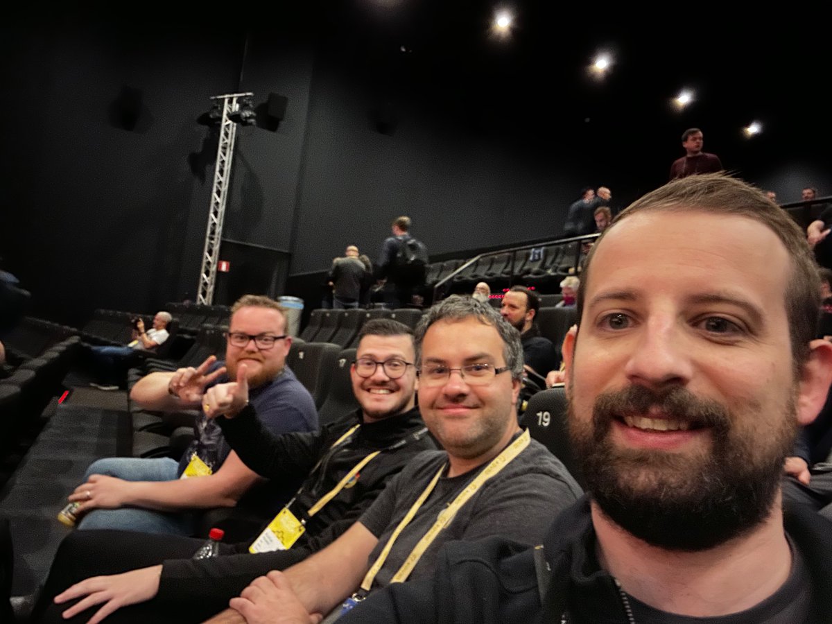 SFEIRLux's tweet photo. #Devoxx starting soon pour les EMs du Luxembourg https://t.co/vi4131AjP0