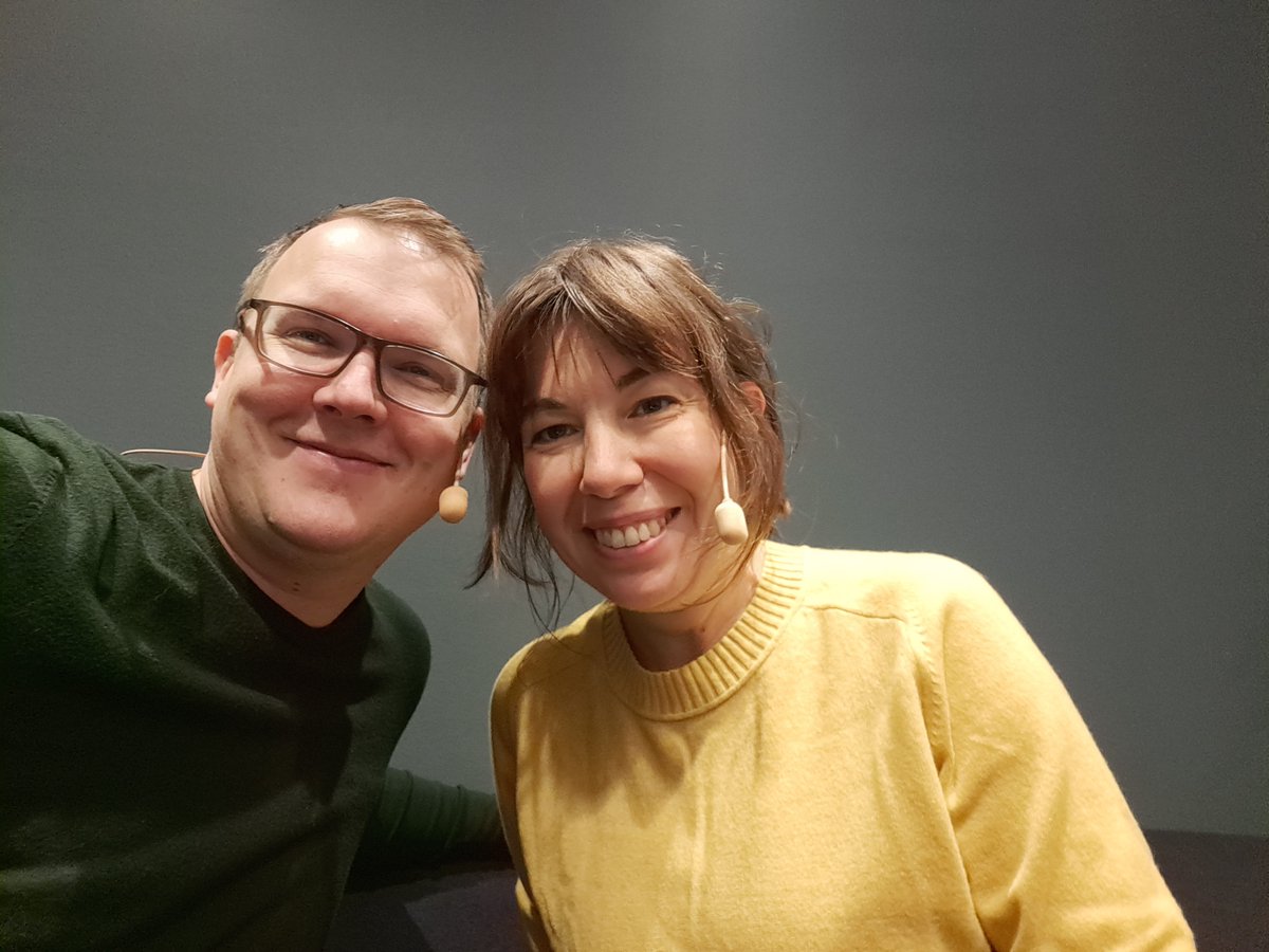 LysandeLagom's tweet photo. @EmilMolander & @sofi_t_deveaux på #Energi2022 och pratar om språkets roll i strategisk kompetensförsörjning. Med @SobonaSverige och @energiforetagen hos @SKR_se https://t.co/QXCmOVUWHg