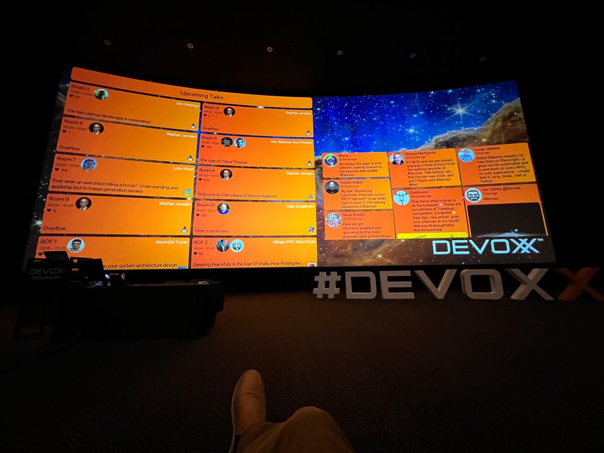 Good morning #Devoxx , <a href="/weareithuset/">IT-HUSET</a> is in you!