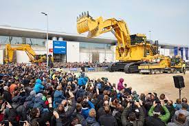 OHR_Global's tweet photo. Going to #Bauma? Join us for our Briefing on key aspects of the global #Construction equipment market, with a focus on supply chain issues together with @RolandBerger Details: https://t.co/1ncqkfjByR https://t.co/uRMTOJSCOT