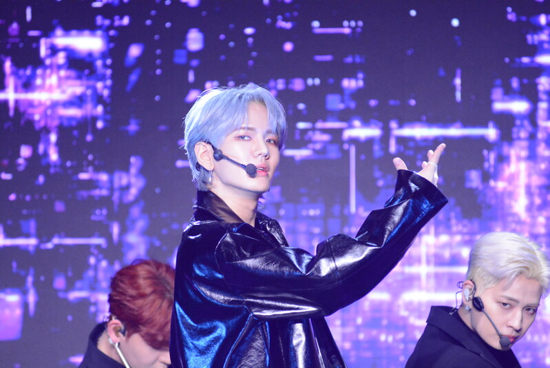 kvibe_yonhap's tweet photo. Check it out guys here are some of the performance photos of @UP10TION during the media showcase for their upcoming 11th mini album #codenamearrow ♥️💕

#up10tion #업텐션 

click the link below to see more photos ♥️

https://t.co/2RGnFRCt11 https://t.co/A7AN4Vz0Rz