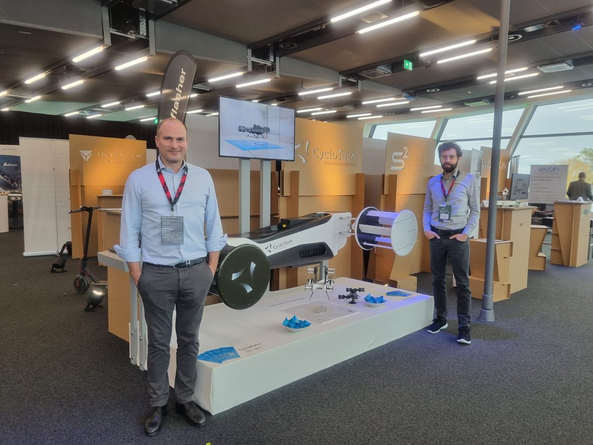 CycloTech_AT's tweet photo. Day 2 of the mobility congress MOVE ON of @ACstyria at the fabulous Red Bull Ring in Austria. A perfect setting to present our technology to experts from Automotive, Rail and Aviation industry. #acstyria #cyclotech #redbullring #mobility #propulsionsyystems https://t.co/N3fEAewTDn