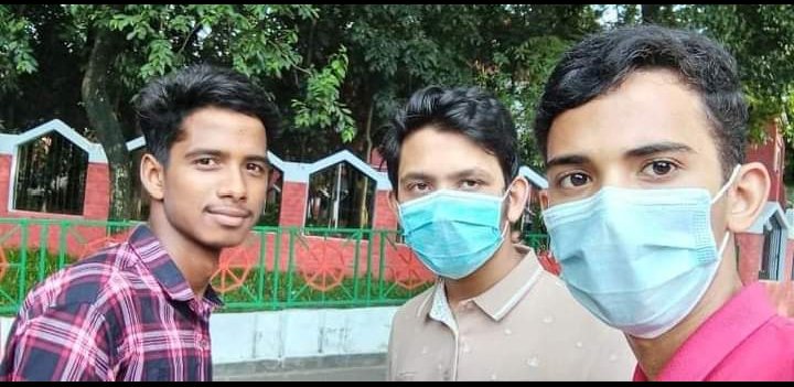 saiful100125's tweet photo. Visiting CRB with friends https://t.co/B6G0EX2EoQ