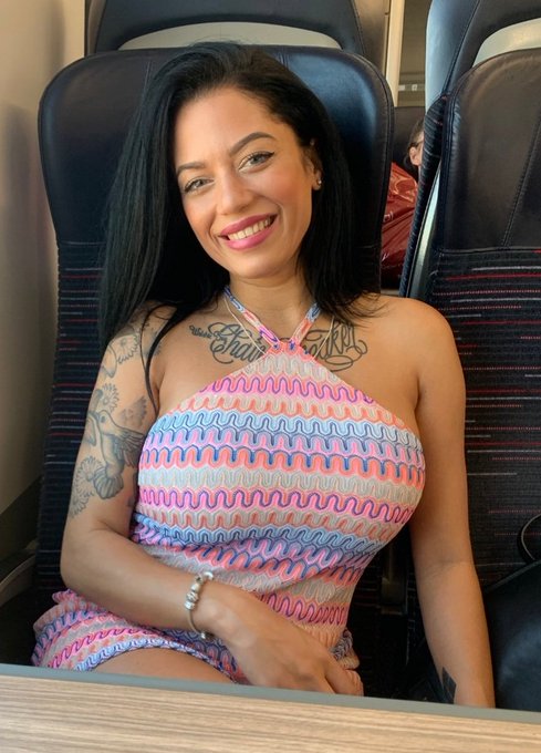 @MDeSousaOver18s see you tomorrow babes xx https://t.co/aOpXGgHnPo<a class="tags" href="/tag/mdesousaover18s">@mdesousaover18s</a><a href="/tag/gym"class="tags"><span>#gym</span></a><a href="/tag/fitness"class="tags"><span>#fitness</span></a><a href="/tag/health"class="tags"><span>#health</span></a>