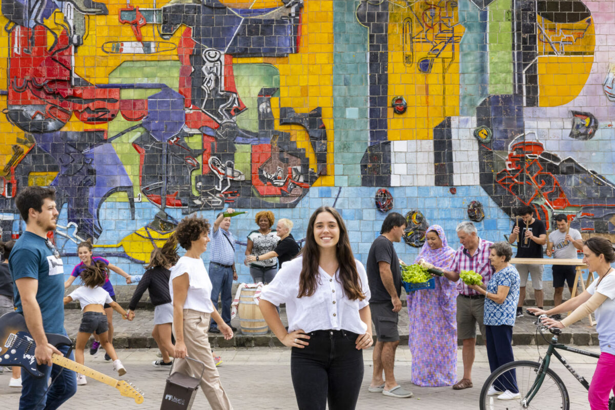 |AURKEZPENA|
650 Usurbil Bizi turismo eredu berriaren proiektuaren eta webgunearen aurkezpenera gonbidatzen zaitugu.

🌍 Ostirala 14. 18:00etan - Mikel Laboa Plazan.

Zatoz! Beste mundu bat posible da!

#Usurbil #Turismoa #MunduBerriBat