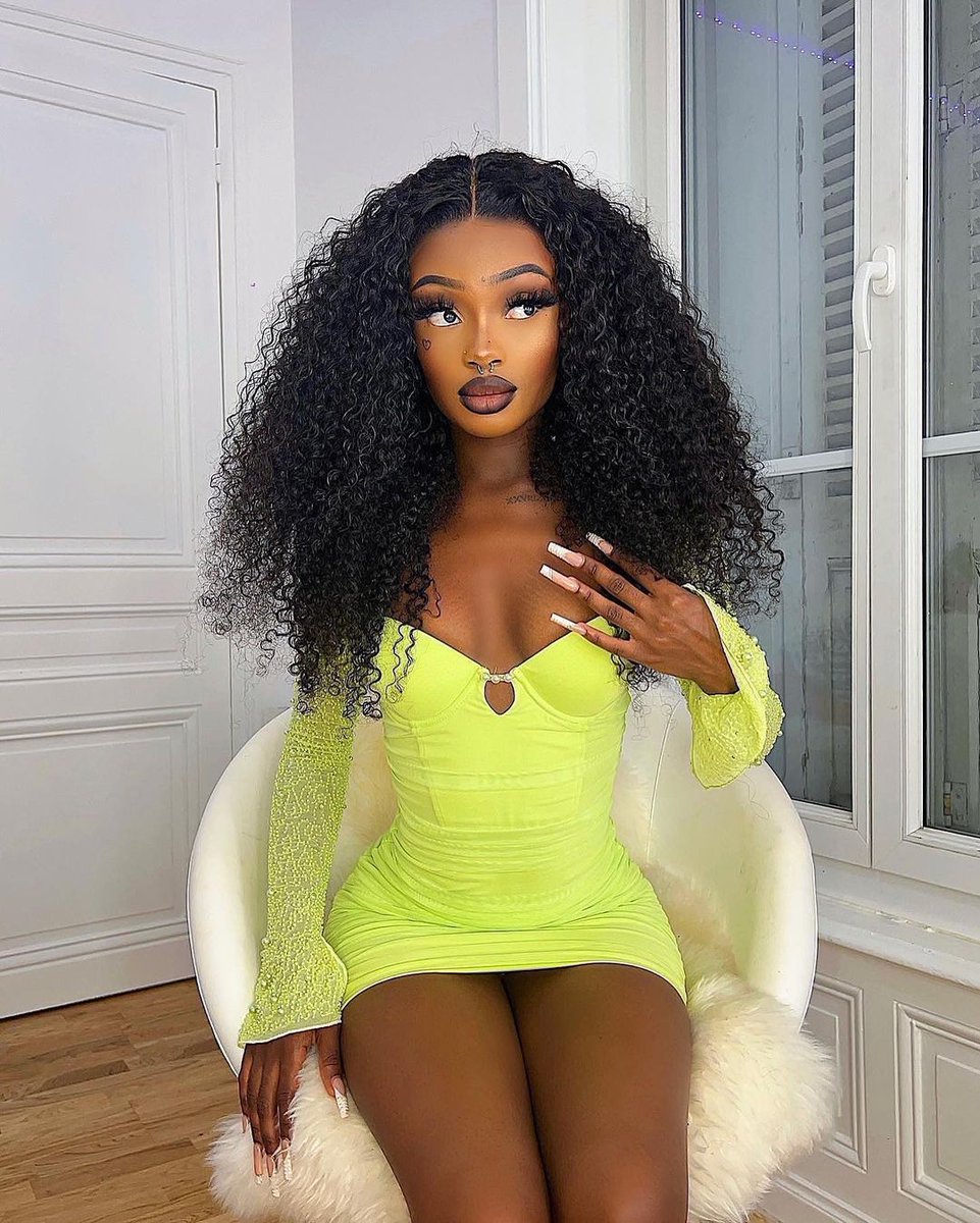geniuswigs's tweet photo. Barbie?
CRYSTAL LACE 13x6 Deep Parting Deep Wave Human Virgin Hair
Same hair: https://t.co/MclGia71I7
#BlackGirlMagic #curlyhair #MelaninBeauty #wig #wigs https://t.co/ho5gJKmRMb