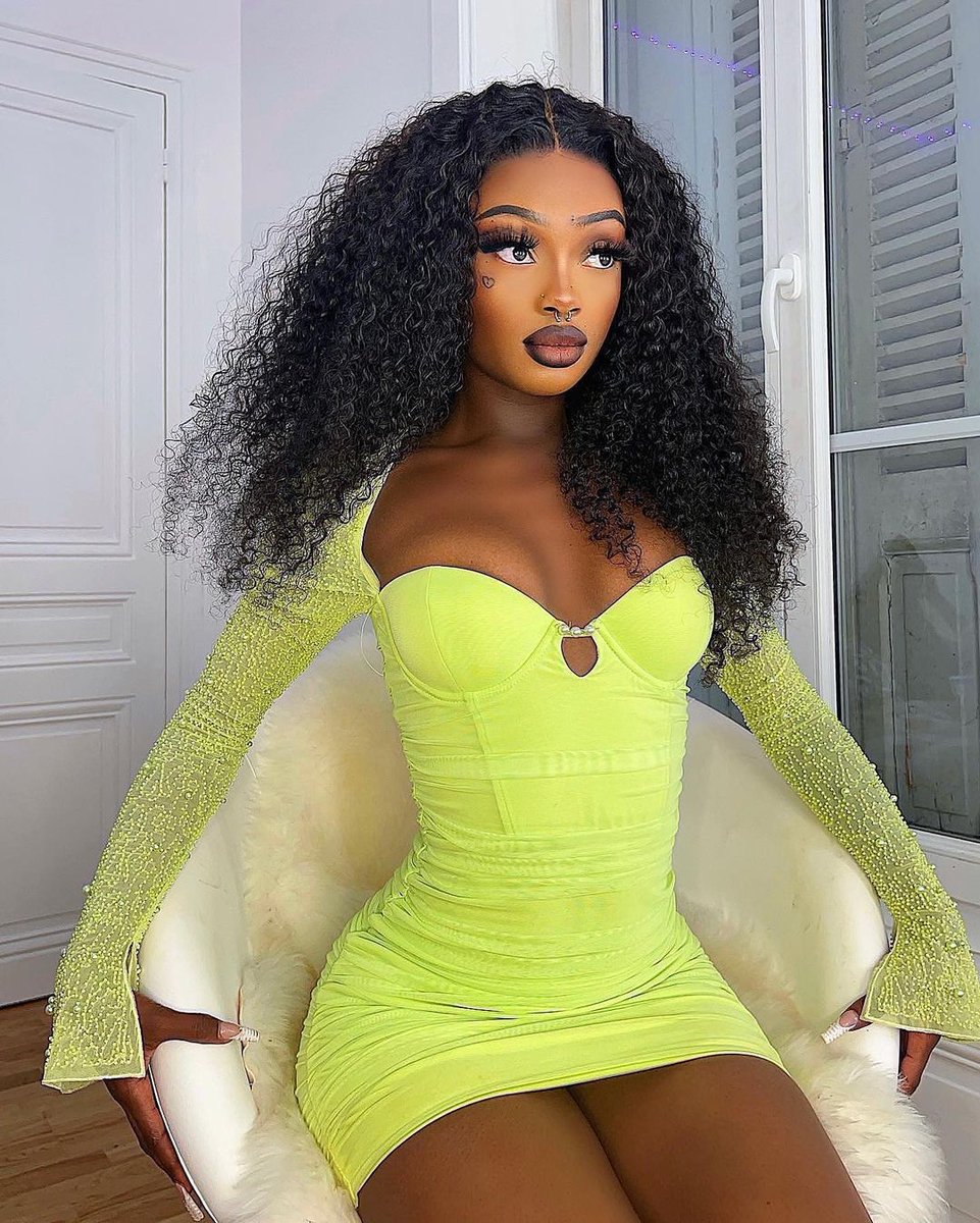 geniuswigs's tweet photo. Barbie?
CRYSTAL LACE 13x6 Deep Parting Deep Wave Human Virgin Hair
Same hair: https://t.co/MclGia71I7
#BlackGirlMagic #curlyhair #MelaninBeauty #wig #wigs https://t.co/ho5gJKmRMb