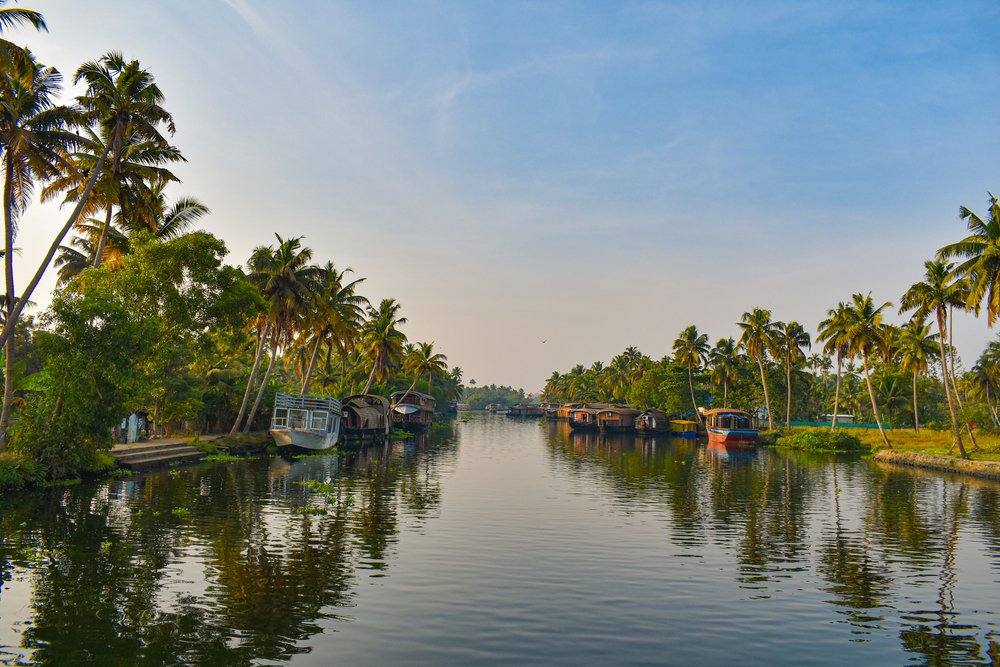 KeralaTourism's tweet photo. Bundesliga, EPL &amp; now Kerala.

We in Kerala are as mad about football as you, Tuchel. So welcome home. May we present the relaxing backwaters of Alappuzha and the hills of Munnar to cool your heels and mind before you head home.

#FootBall #ThomasTuchel #KeralaFootBall https://t.co/8ETtBjrd2D