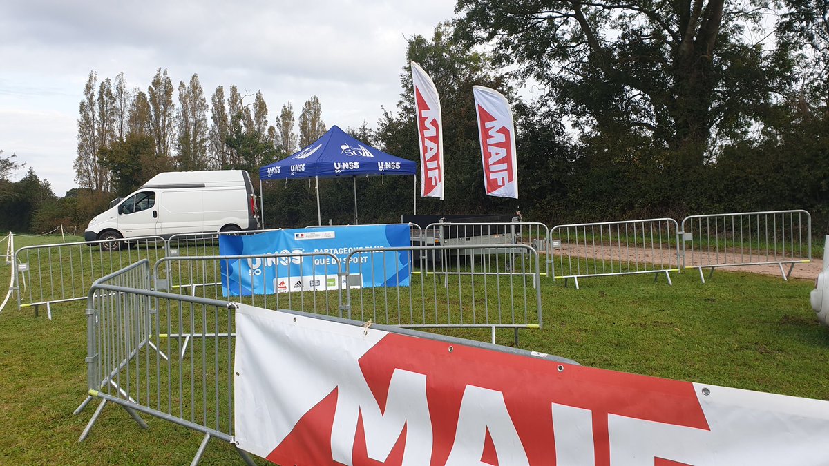 unss50's tweet photo. Pret pour le @run&amp;bike #unss @LaManche50 au @EcoleAFASEC de Graignes @SaintLoAgglo 220 inscrits https://t.co/bgbFemkxCB