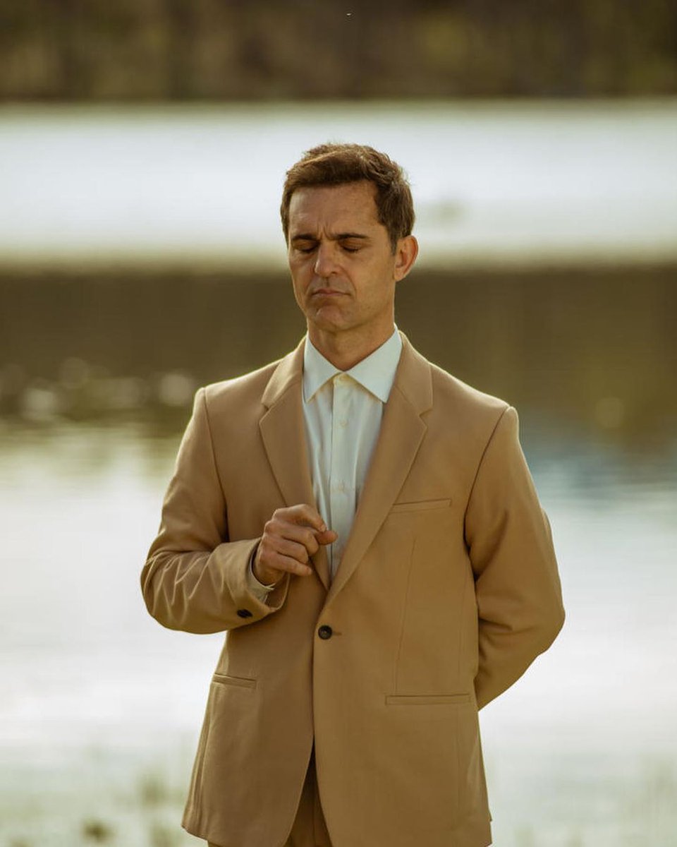 Derin düşüncelere daldığım da..