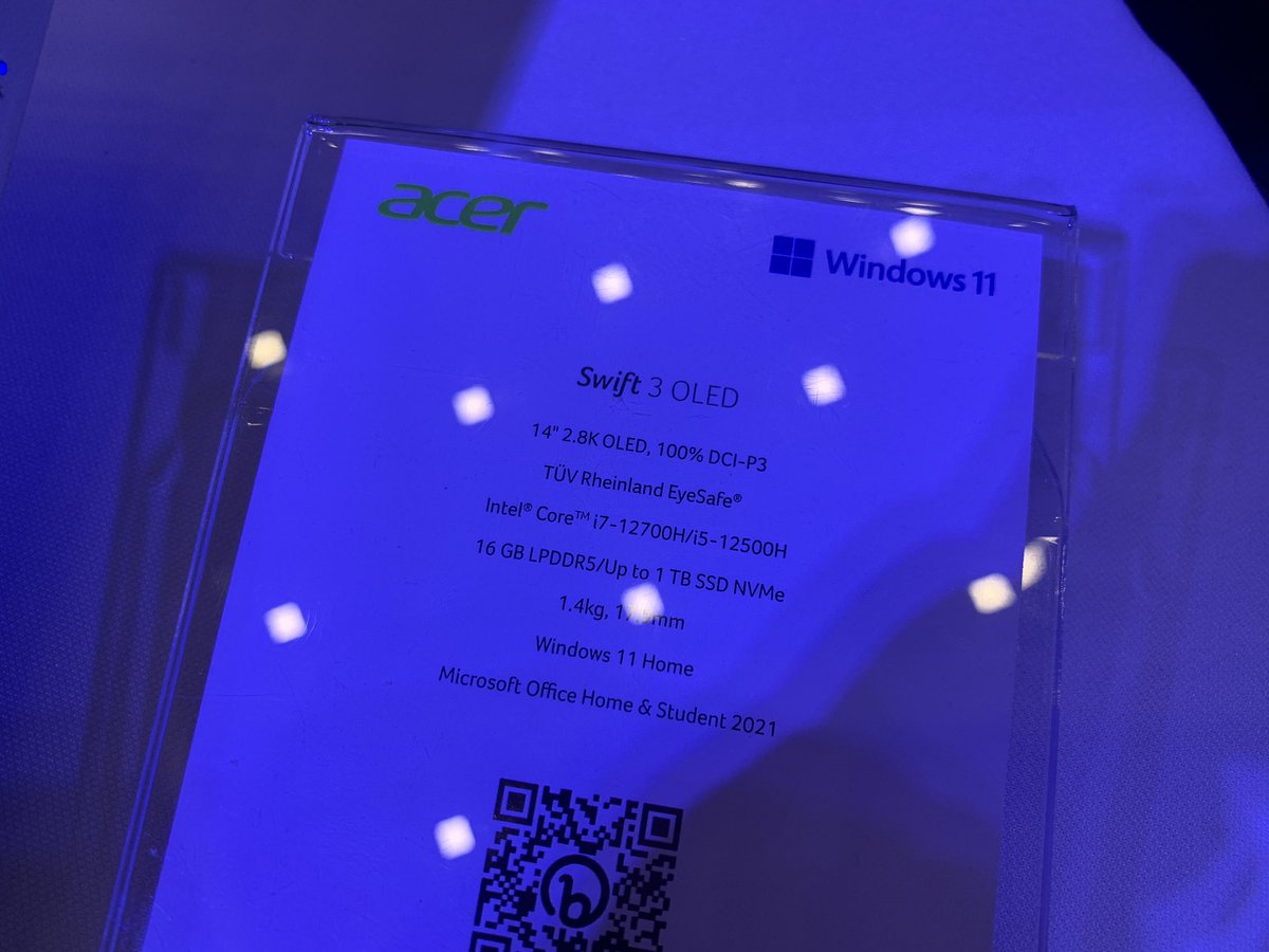 gadget_squad's tweet image. Acer Swift 3 OLED #IGOWithSwift