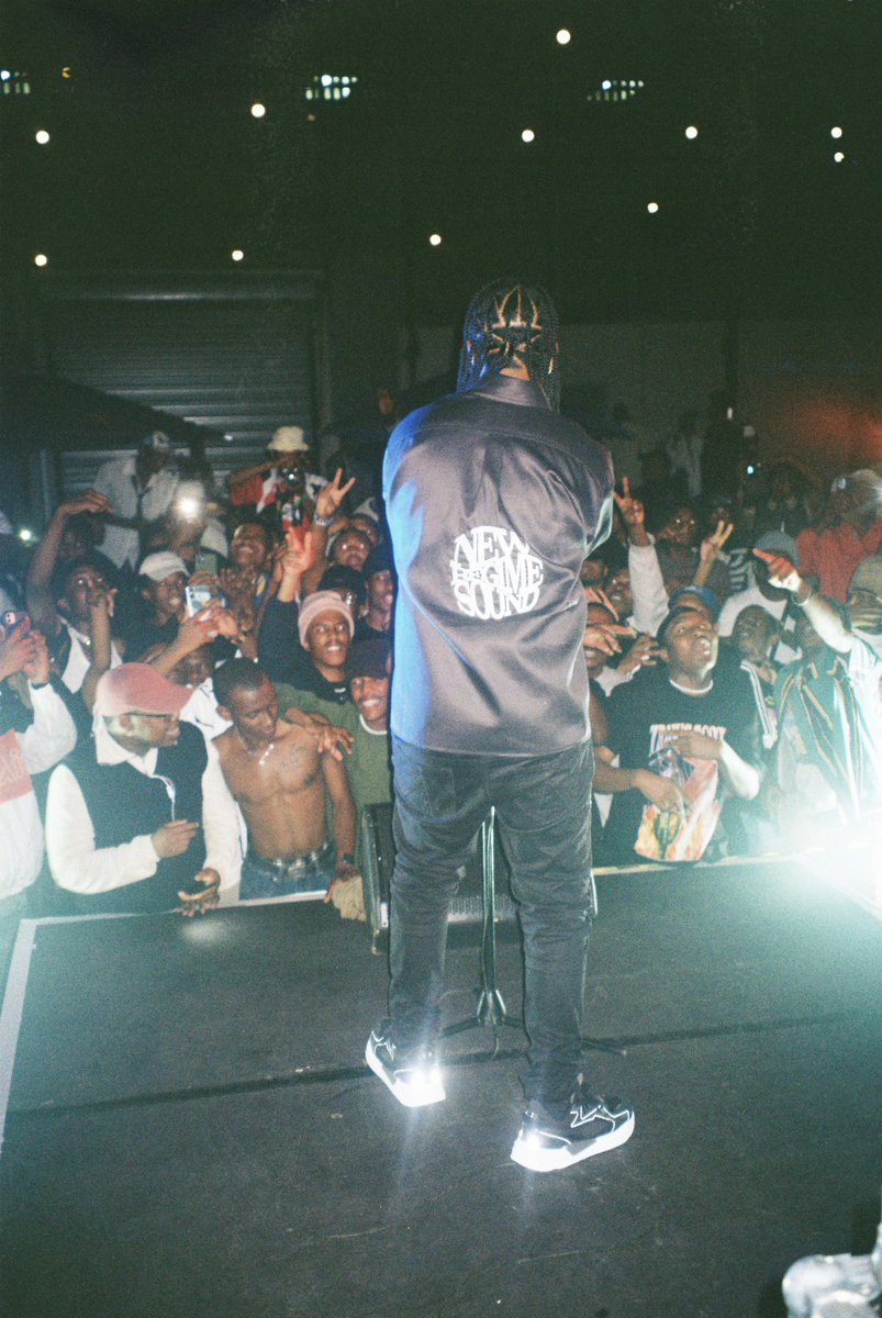 FlvmeSA's tweet photo. 🐐🐐🐐
MERCH OTW …💚🏆 https://t.co/oRKQ4xyjLA