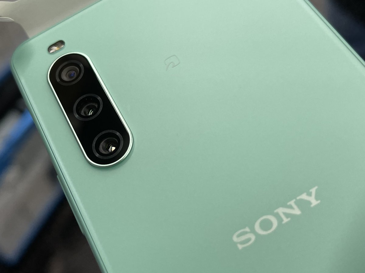 iosys_chuou's tweet photo. \\映像も写真も音楽も//

【Xperia10 Ⅳ SO-52C】
docomo版 SIMフリー
未使用品 税込39,800円

スナドラ695 5G
メモリ6GB
ストレージ128GB
高輝度有機ELディスプレイ
大容量5000mAhバッテリー
トリプルレンズカメラ
ハイレゾ対応
防水/防塵

めちゃ売れにんき💖

#akiba #イオシス #Xperia10IV #SO52C https://t.co/gkXneKSaSD