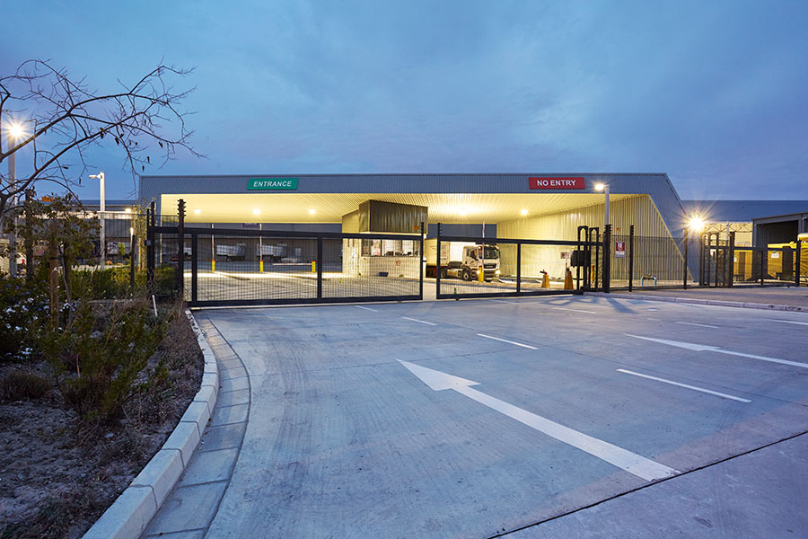 VDMVprop's tweet photo. 𝐌𝐀𝐒𝐒𝐌𝐀𝐑𝐓'𝐒 centralised distribution centre for the Western Cape is the second biggest distribution centre for the retail giant and marks VDMV’s biggest development to date delivered in a little over 12 months by employing modern design and construction methods.
#VDMV https://t.co/Z3kgwZjuW9