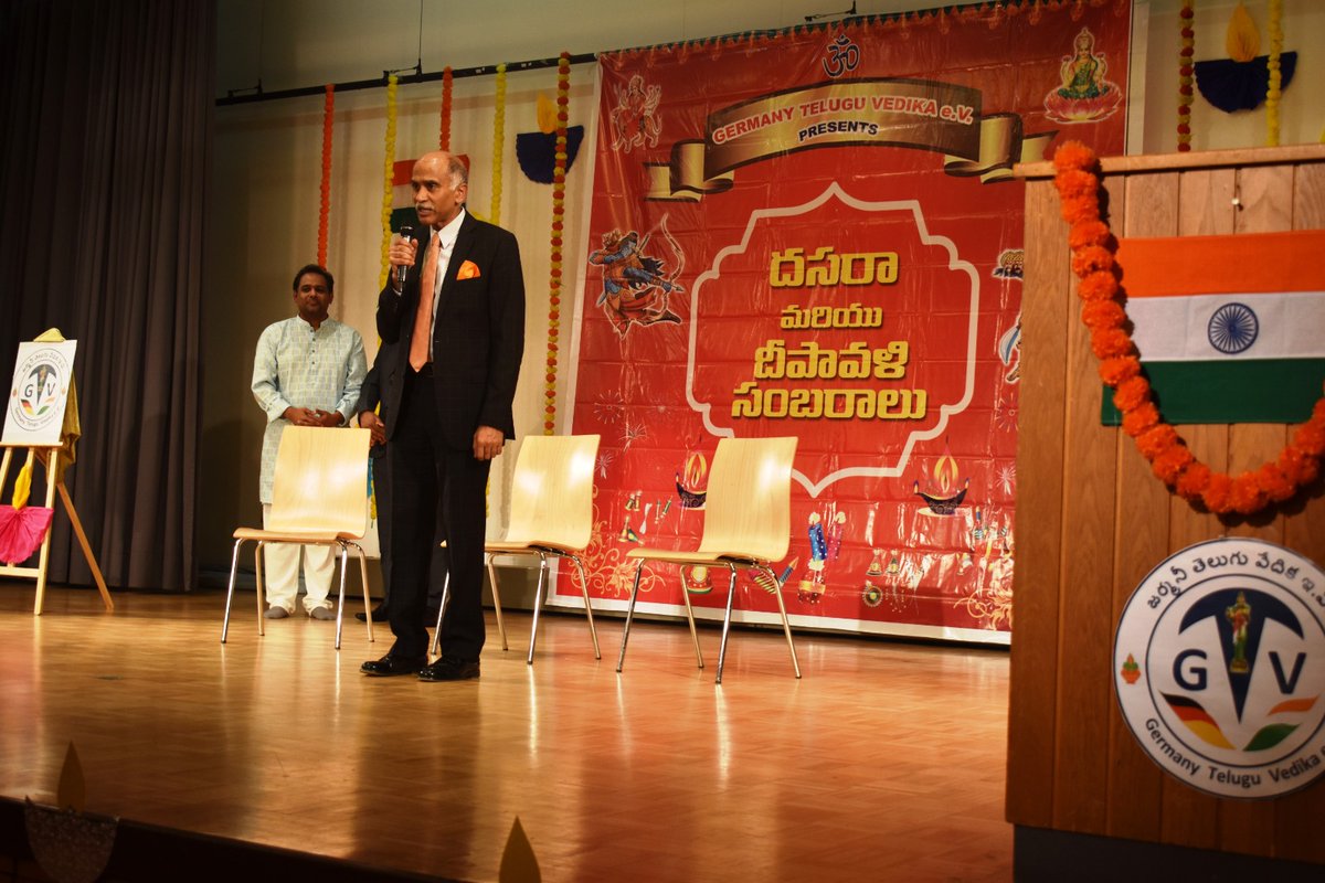 eoiberlin's tweet photo. Festivals of 🇮🇳 in 🇩🇪!
The Indian community in #Mannheim participated in #Dussehra and #Diwali celebrations by Germany Telugu Vedika e.V. with great enthusiasm. https://t.co/n4IxEEBH1S