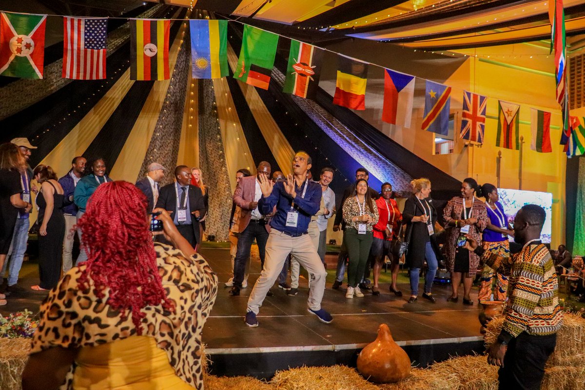 SimohKablack's tweet image. A little taste of #MKTE2022
Photography: @SimohKablack 
Trevor Ombija Uber #MainaAndKingangi #Tuinuane