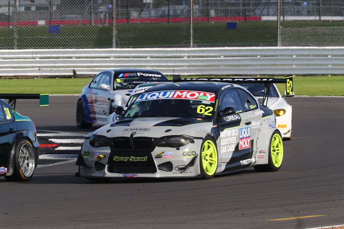 HawkCoolants's tweet photo. A day of racing for Matty Evans Racing at Silverstone with the Classic Sports Car Club
#evanscooled #WaterlessCoolant #nooverheating #lessmaintenance #EvansCoolants #provenresults https://t.co/dQyYXcKbAz