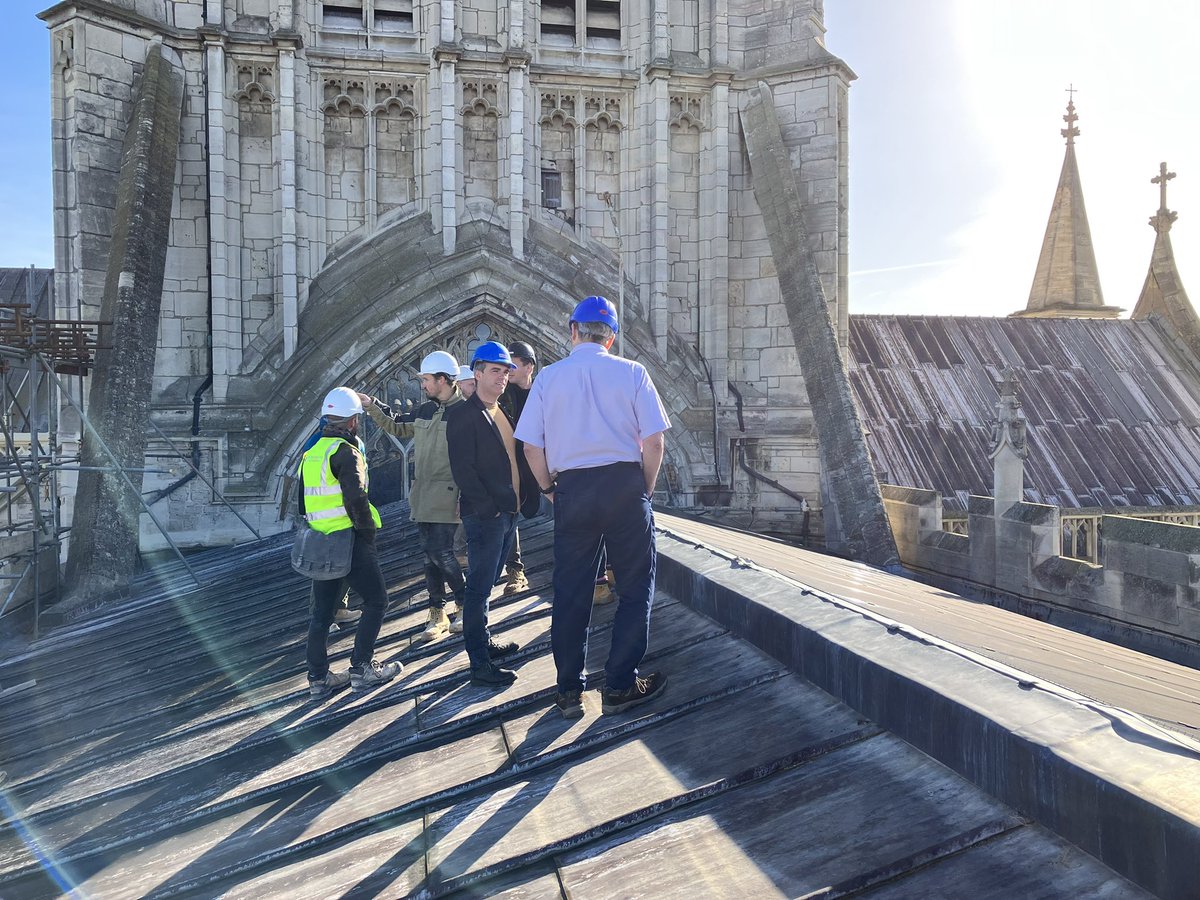 starchitectafk's tweet photo. Perfect autumn day yesterday @GlosCathedral when we welcomed the team from @WinCathedral to share experiences of caring for and enhancing our beautiful Cathedral church buildings. #heritage #craftskills #architecture @Stannsgate @Purcelluk https://t.co/rWLQi1EOnN
