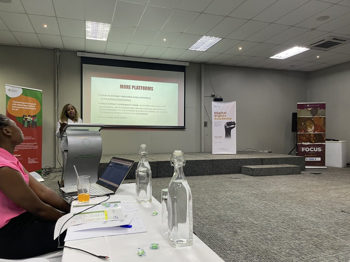 Radio VOP tweet media