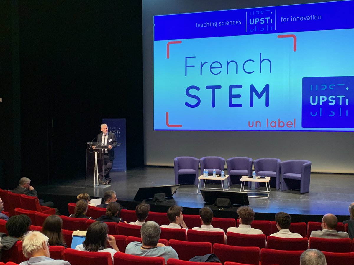 LaFrenchSTEM's tweet photo. Introduction de la deuxième journée de #FrenchSTEM2022 par Sébastien @gergadier, président de l'@upstifr ! https://t.co/a1e2cHF6R2