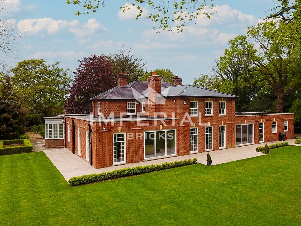 Imperial_Bricks's tweet photo. Large wrap around extension creates additional living space to an established residential home.
View this project on our website.
https://t.co/qp2ucAIEcY
#HandmadeBricks #SoftRedBricks #ImperialBricks https://t.co/oXbkFliCBa