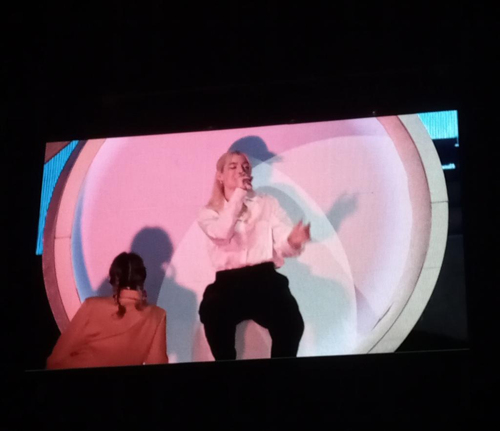 L I N A💫 tweet media