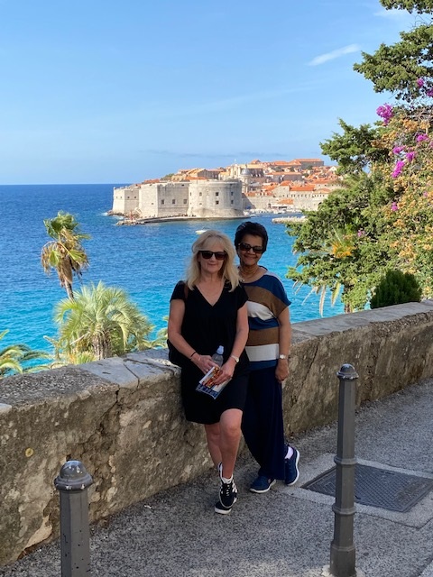 🥰 Thnx Mrs Lloyd for your kind words &amp; lovely photo from #Dubrovnik
"RB provided my family a wonderful holiday experience; with careful choice of hotel, and a prompt and courteous service throughout, especially Clare.
Full review: facebook.com/rbcollectionuk/ #Croatia <a href="/Croatia_hr/">Croatia Full of life</a>