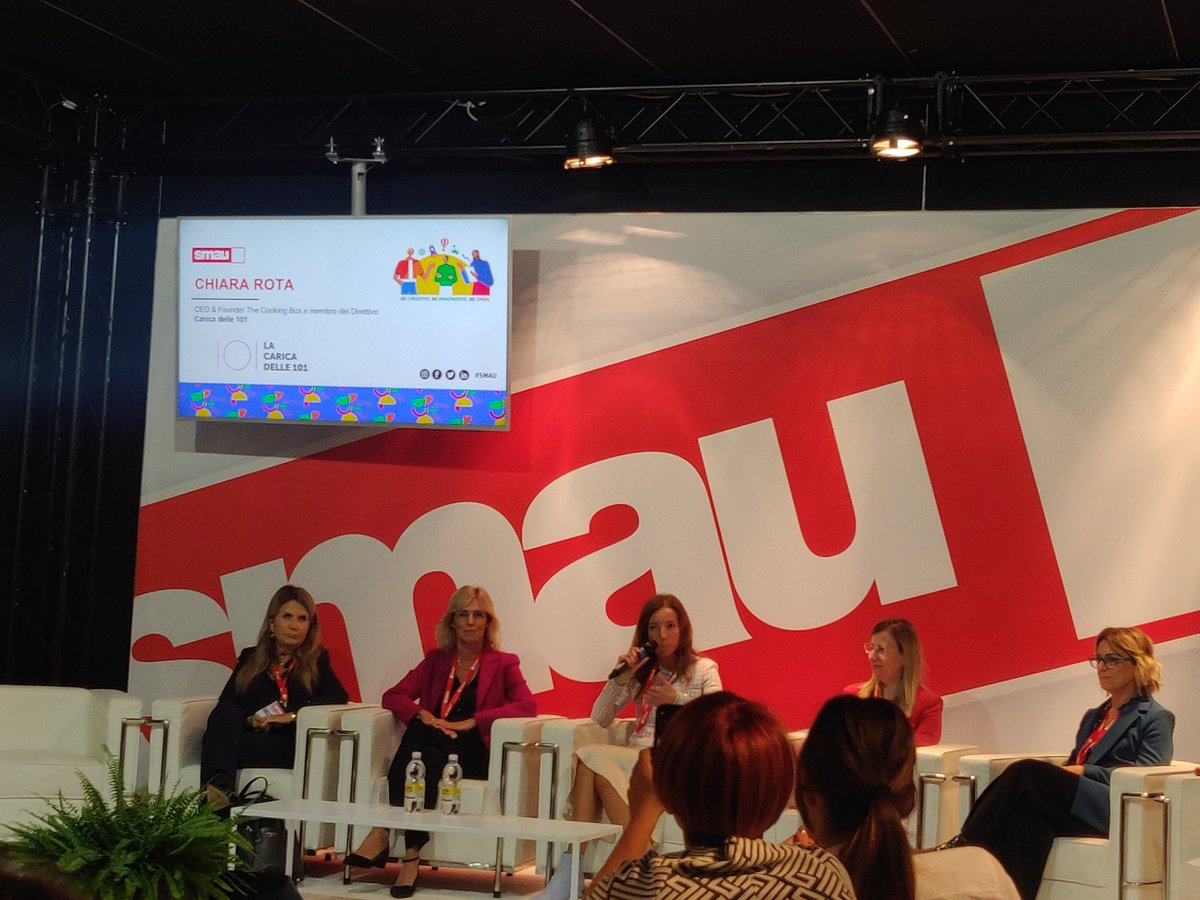 #smau2022. Dibattito, startup, innovazione, tecnologia.
Sì può fare.
Bello il progetto al femminile dimostrazione di come l'innovazione è innovatrice. <a href="/LAYLAPAVONE/">Layla Pavone ⭐️</a> ,<a href="/SonoLaChioda/">Eleonora Chioda</a> e le altre