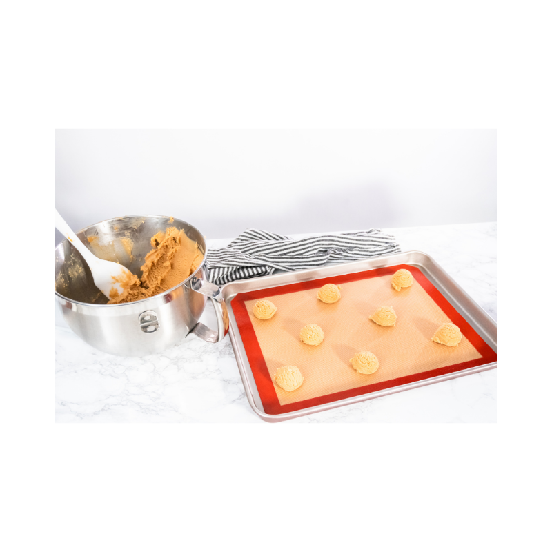 RecycleDevon's tweet photo. Reusable baking sheets are a great alternative for lining trays instead of tin foil - easy to use &amp; wash.

Pledge to #SaveAndReuse for your chance to WIN 1 of 20 stainless steel reusable water bottles! https://t.co/6gROugKB9u https://t.co/M3an2L3eGg
