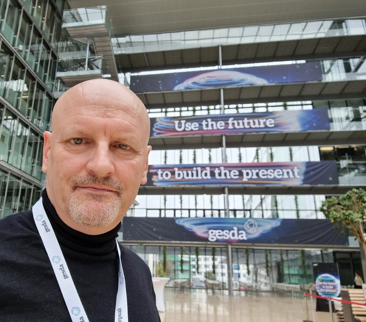 gravax's tweet photo. Use the future to build the present at @GESDAglobal #gesda2022 #gesda22 #gesda forum. Check out the Science Breakthrough Radar: https://t.co/y1apxWQC9R for an idea of where we are going in 5, 10 and 25 years. https://t.co/VjbnxRCJAl