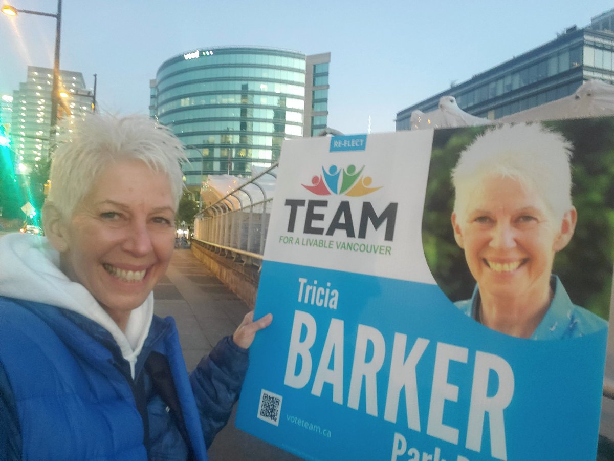 First and last time you'll see this. A selfie with my sign. Heading out to do some more waving!
Vote on October 15!!!
#208
<a href="/vote4team/">TEAM for a Livable Vancouver</a>
#pickhappy #enough