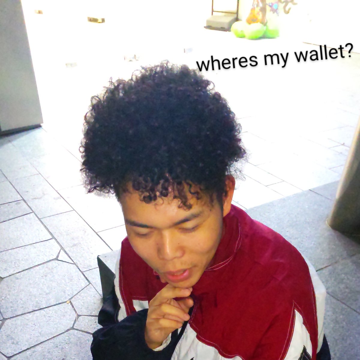 tokuiten109110's tweet photo. the screenings of The Memory Lane and the Guest Talks had finished at BIFF.
I hope the people at the venue had a good time and did not get sick by the flickering scenes of our film.
Poor Shimizu, a cast, lost his wallet at the beach.
Shun Ujita
#BIFF2022 #thememorylane https://t.co/aGofqexQ6M