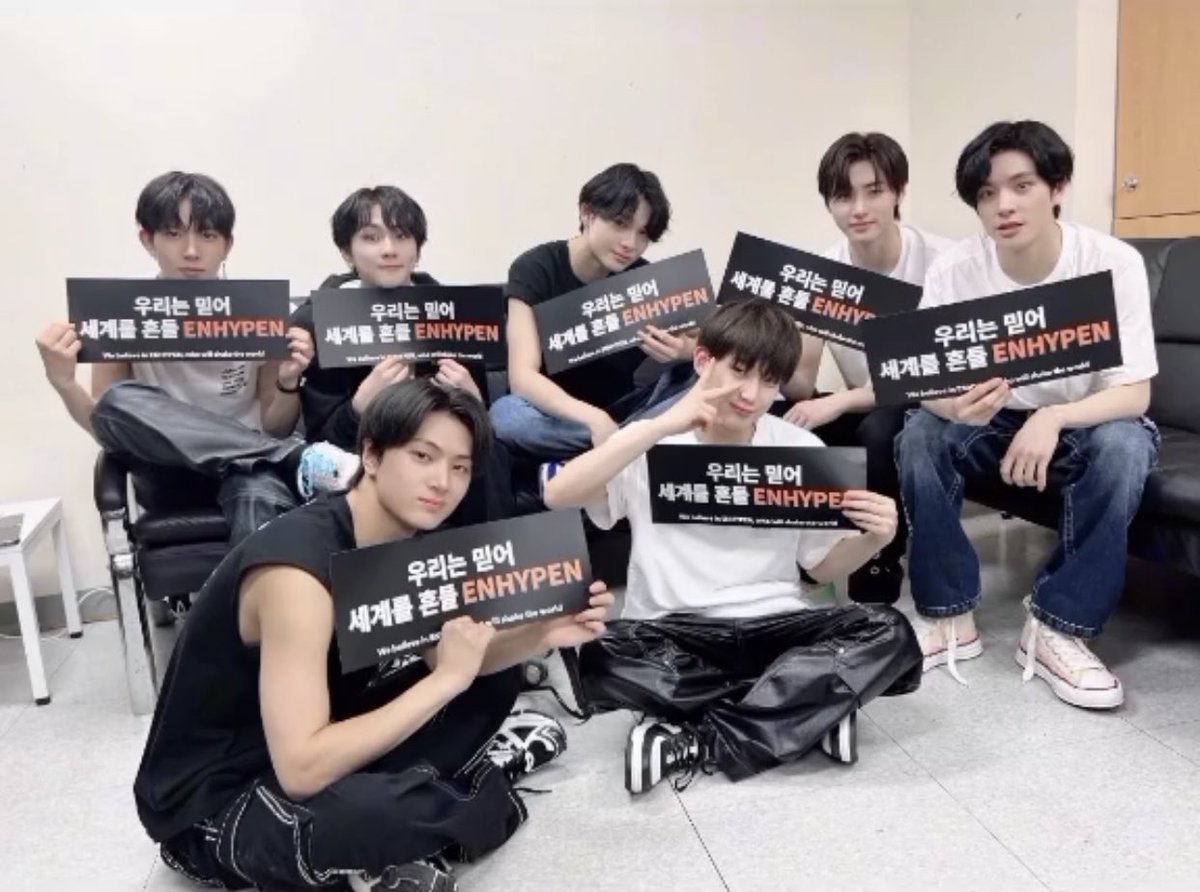 Tanniess_OT7's tweet photo. I love this boys very much, they’re my comfort &amp; my safe place!!!🫶🏼🥺 https://t.co/PV6wNQz3n7