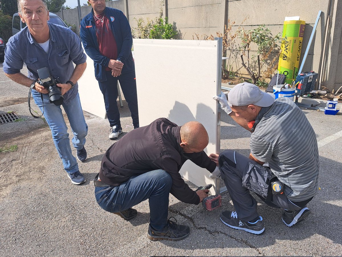 AuroreLucas3's tweet photo. @poleemploi_paca @capeb_fr #BTP 
Les batisseurs de demain se rencontrent lors de cette 1er rencontre née du partenariat @poleemploi_paca et @capeb_fr les artisans sont a l'honneur!!! https://t.co/CuhSaJZUe7