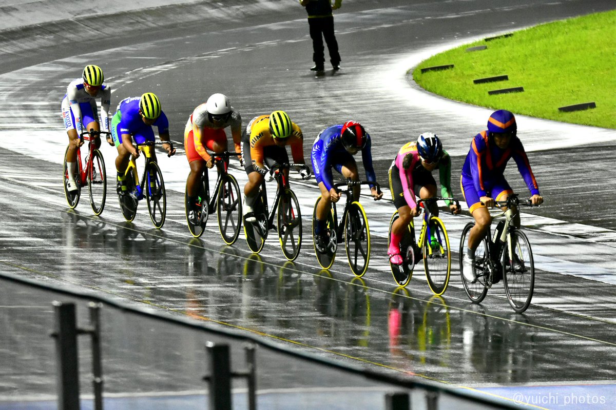 yuichi_photos's tweet photo. いちご一会とちぎ国体
自転車競技・トラックレース

成年男子　ケイリン　1回戦
熊本県　松岡 選手

#いちご一会とちぎ国体 
#自転車競技 https://t.co/crwM5V1Jqq