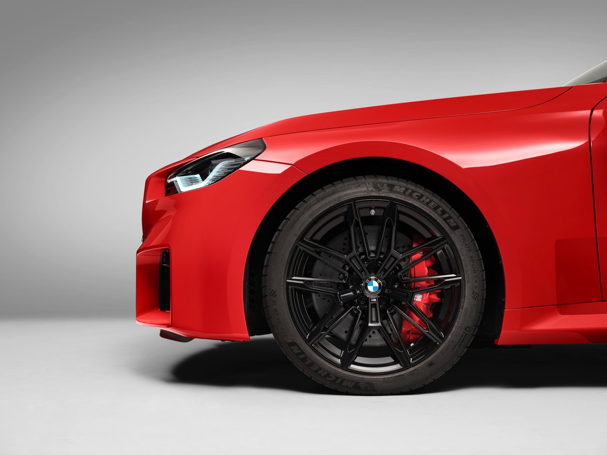 guicho_aleman's tweet photo. Tenemos imágenes del nuevo @BMWMex M2, llega en el segundo trimestre del 2023, como la segunda generación del deportivo compacto de alto desempeño. Junto con el Serie 2 será armado en la planta de SLP, México. Monta un 6 cil. en línea con 460 HP y 550 Nm a 7200 RPM.

¿Les gusta? https://t.co/dBJNbD12in