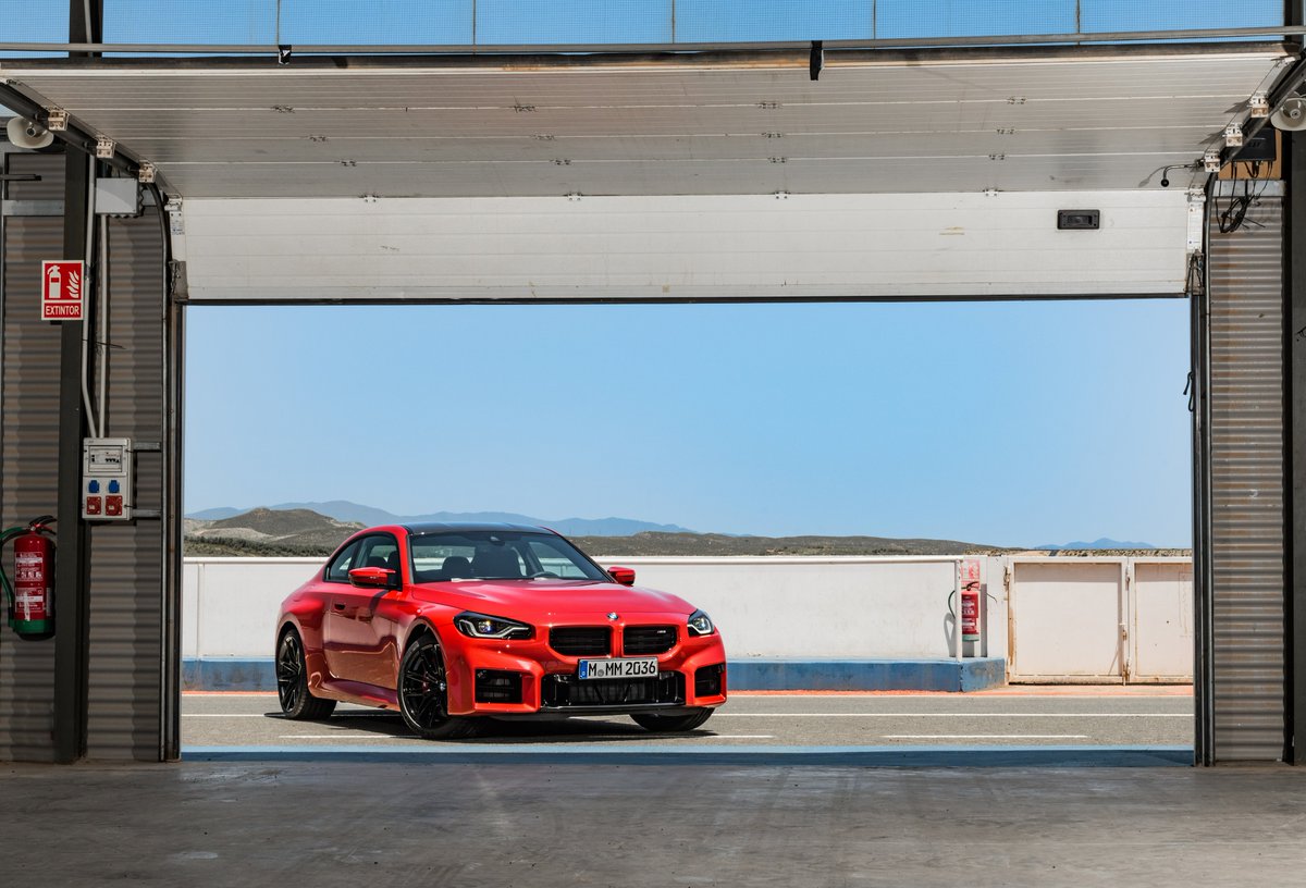 guicho_aleman's tweet photo. Tenemos imágenes del nuevo @BMWMex M2, llega en el segundo trimestre del 2023, como la segunda generación del deportivo compacto de alto desempeño. Junto con el Serie 2 será armado en la planta de SLP, México. Monta un 6 cil. en línea con 460 HP y 550 Nm a 7200 RPM.

¿Les gusta? https://t.co/dBJNbD12in