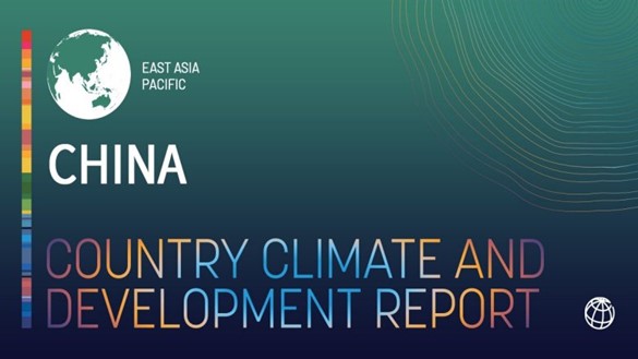 Climate change poses risks and development opportunities for China. New <a href="/WorldBank/">World Bank</a> Country #ClimateAndDevelopment Report for China offers policy options to grow and green 🇨🇳’s economy at the same time. Read #ChinaCCDR: wrld.bg/PnjP50L7ZE1
